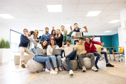 Groupe d'étudiants pris en photo à Pigier Rouen Groupe-d-etudiants-pris-en-photo-Pigier-Rouen